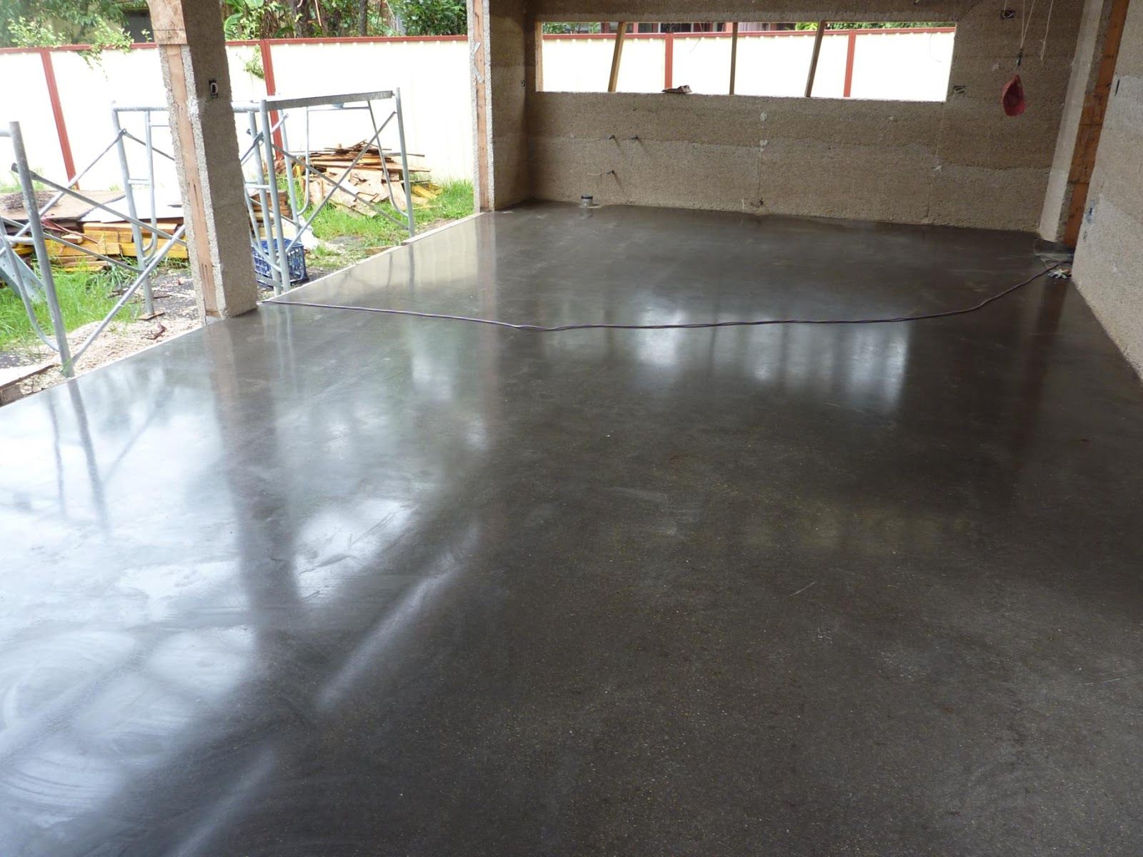 Oxide & Lime Flooring example